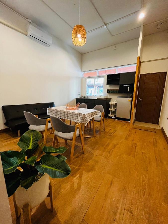 103 Condominium2 Cnx Chiang Mai Bagian luar foto
